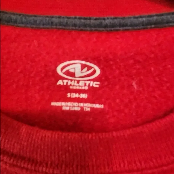 Athletic red crewneck sweatshirt size mens small - Picture 3 of 3